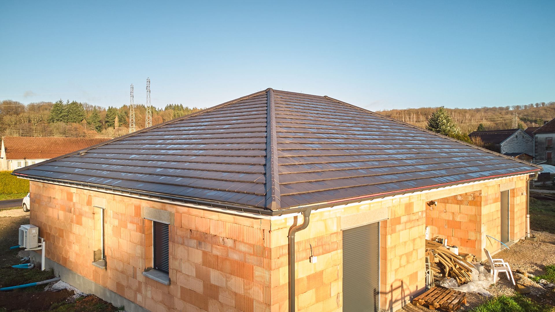 Charpentier couvreur à Vesoul : construction, rénovation et réparation de toitures et de charpentes